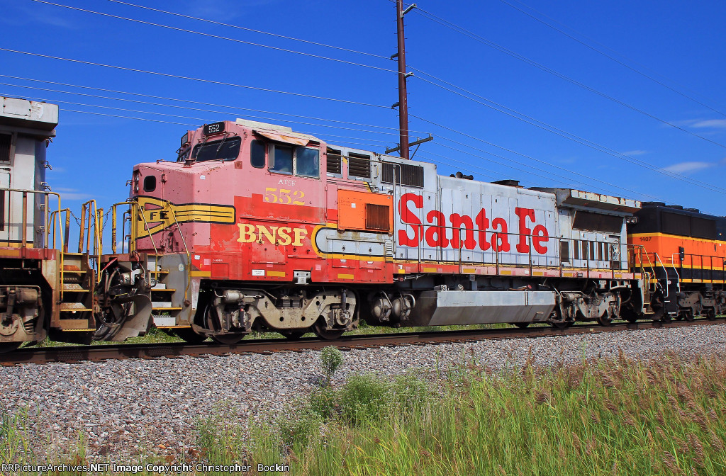 BNSF 552